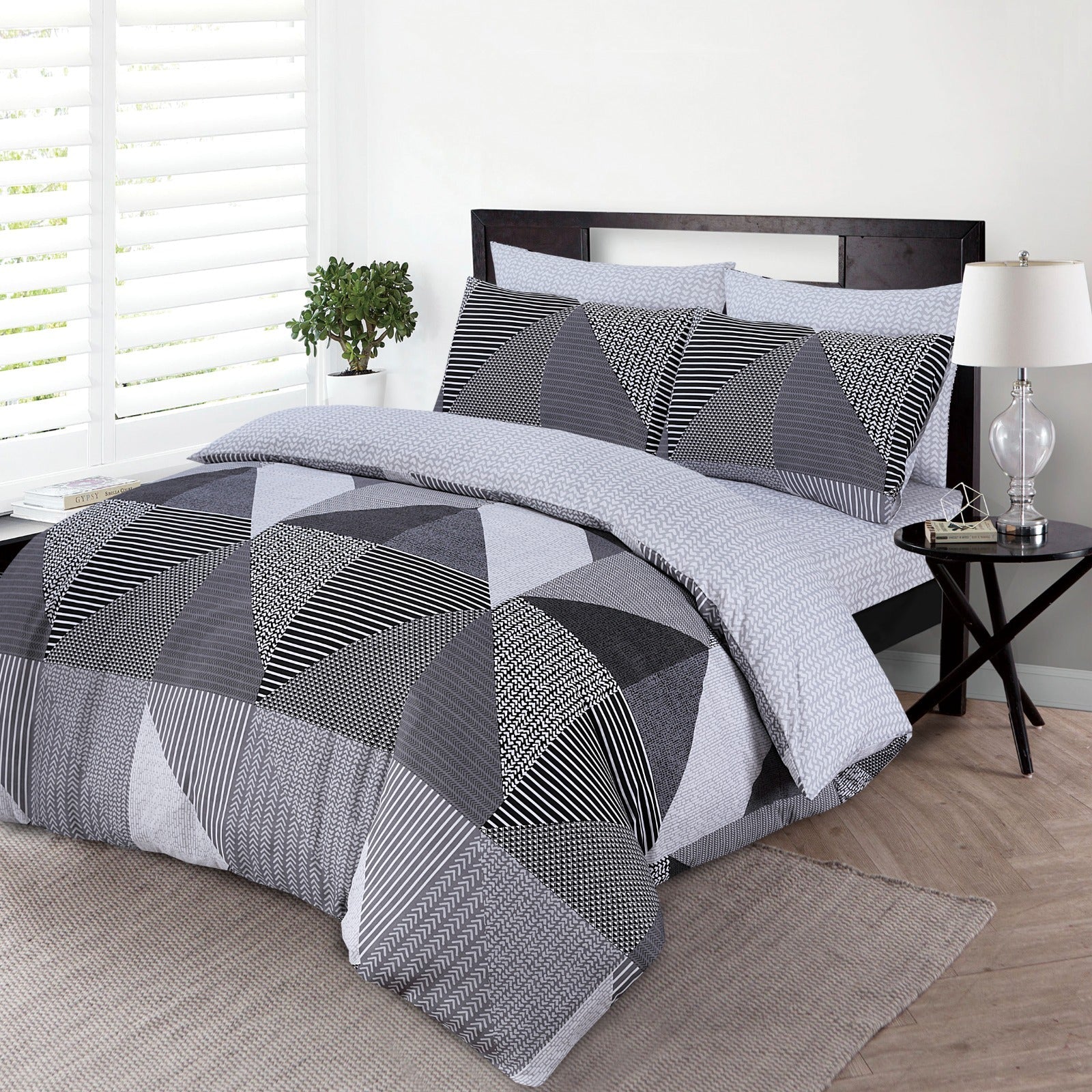 4 Piece Complete Bedding Set Duvet Cover Set With Fitted Bed Sheet & Pillowcases - Geo Grey Triad MODAWAVE