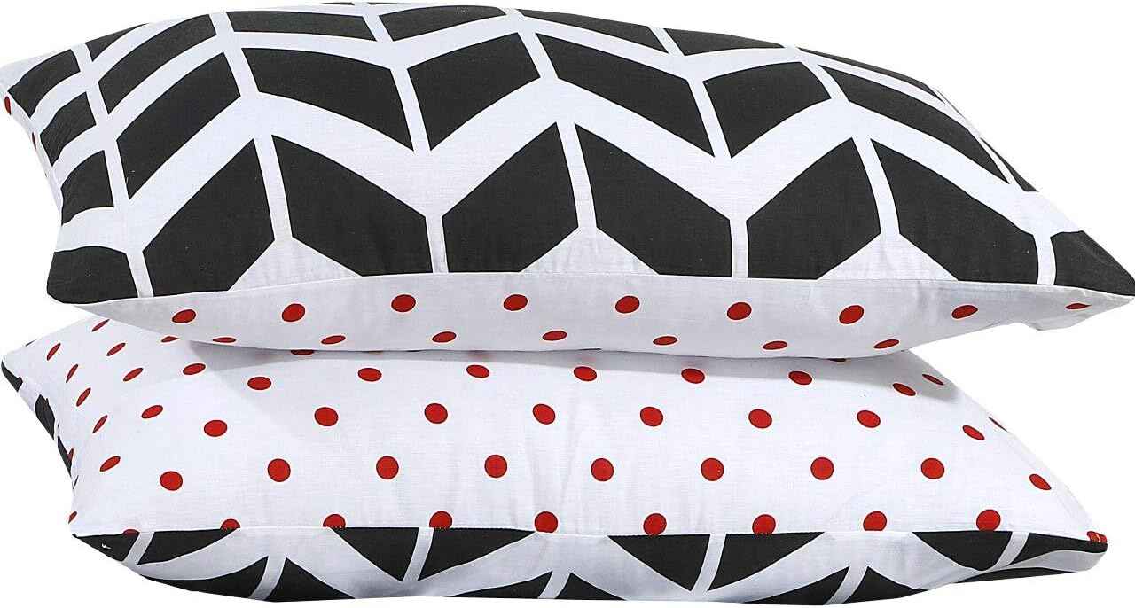 Bold Black & Red Reversible Duvet Cover Set – Chevron Design