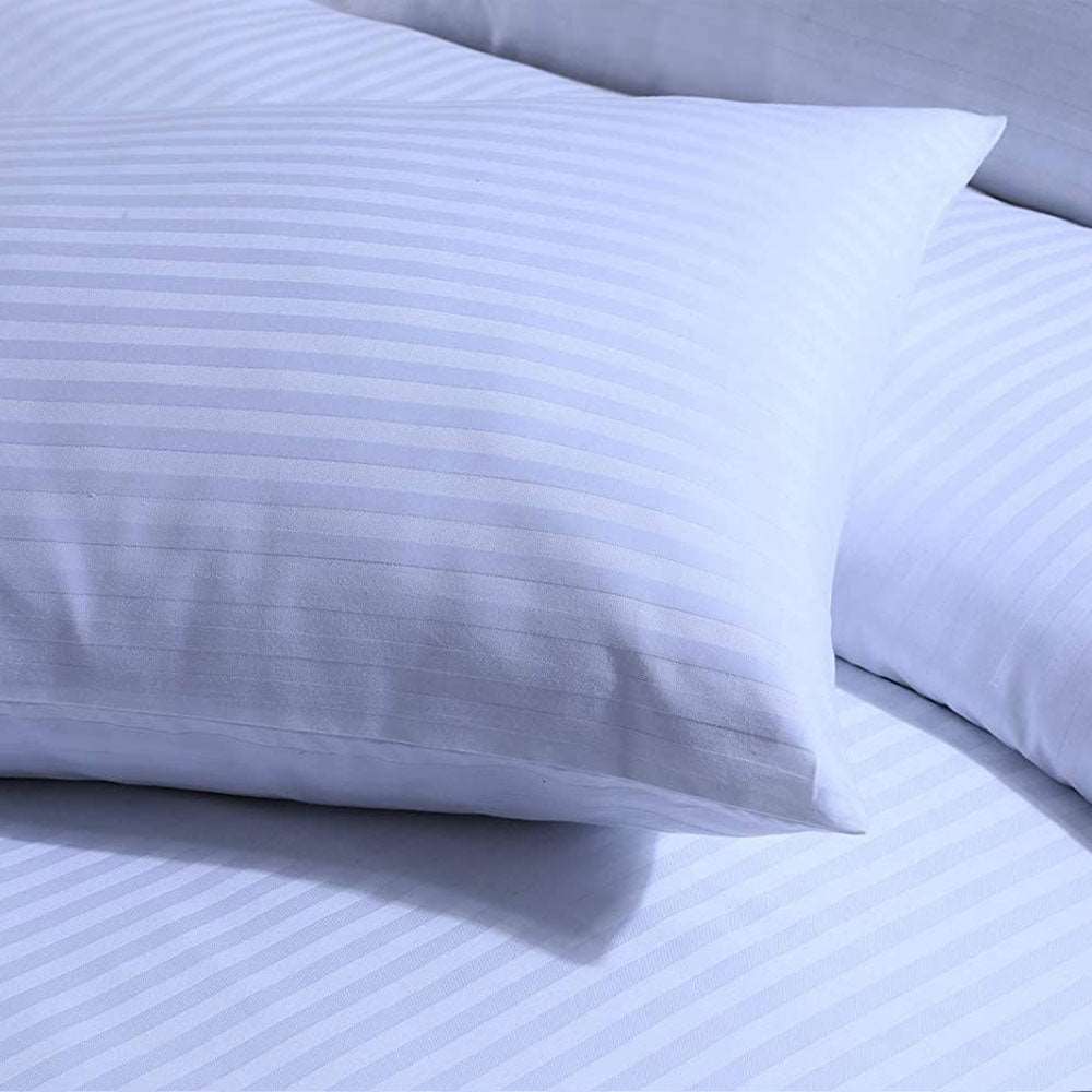 white duvet cover set with pillowcases UK