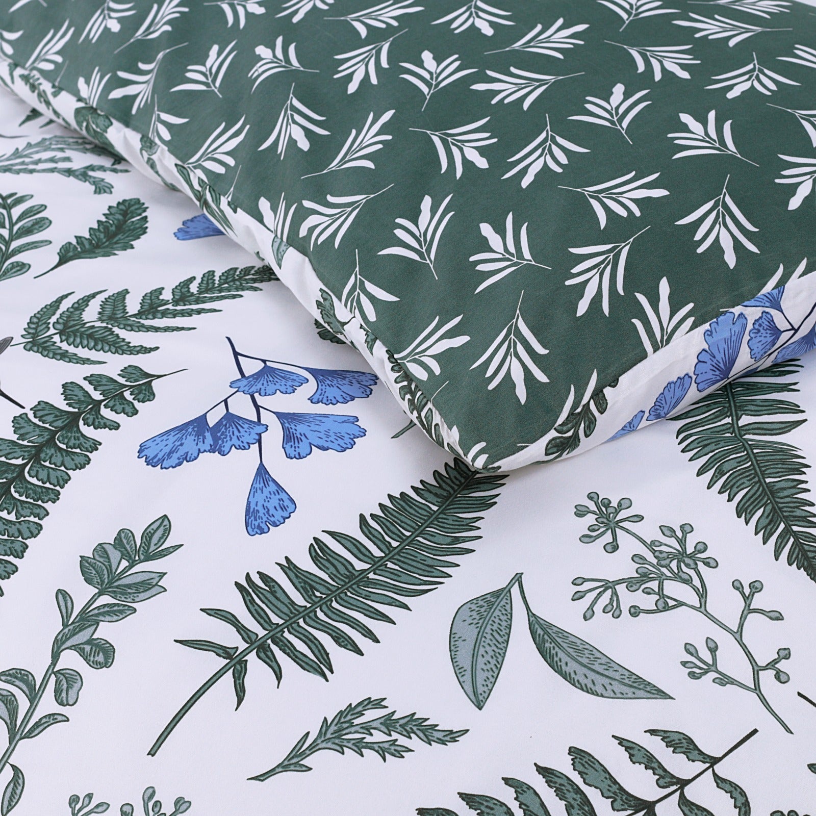 Duvet Cover Set With Fitted Bed Sheet & Pillowcases - Emerald Haven MODAWAVE
