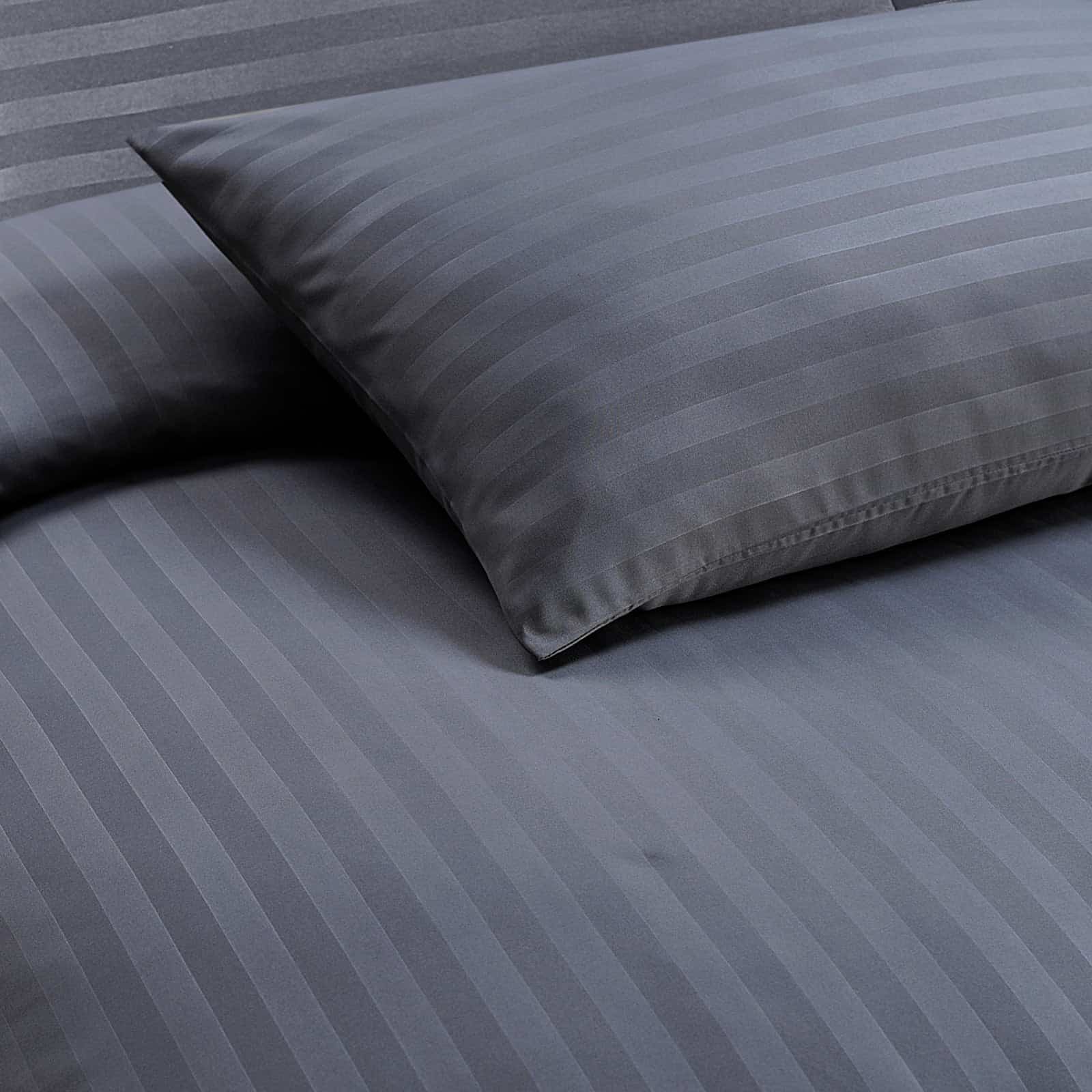 Luxury striped grey duvet cover set with pillowcases