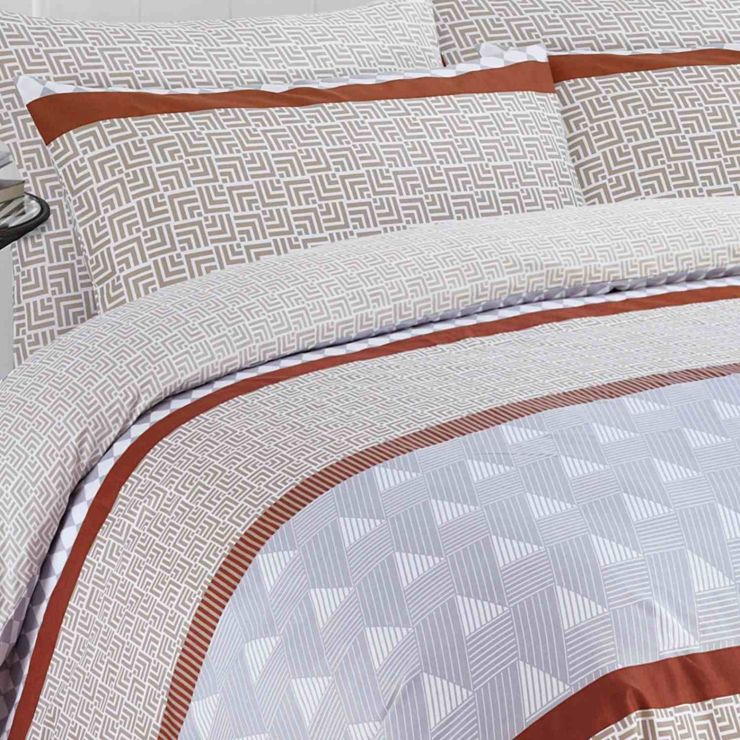Modern Geometric 4 Piece Bedding Set – Soft & Easy Care - UK