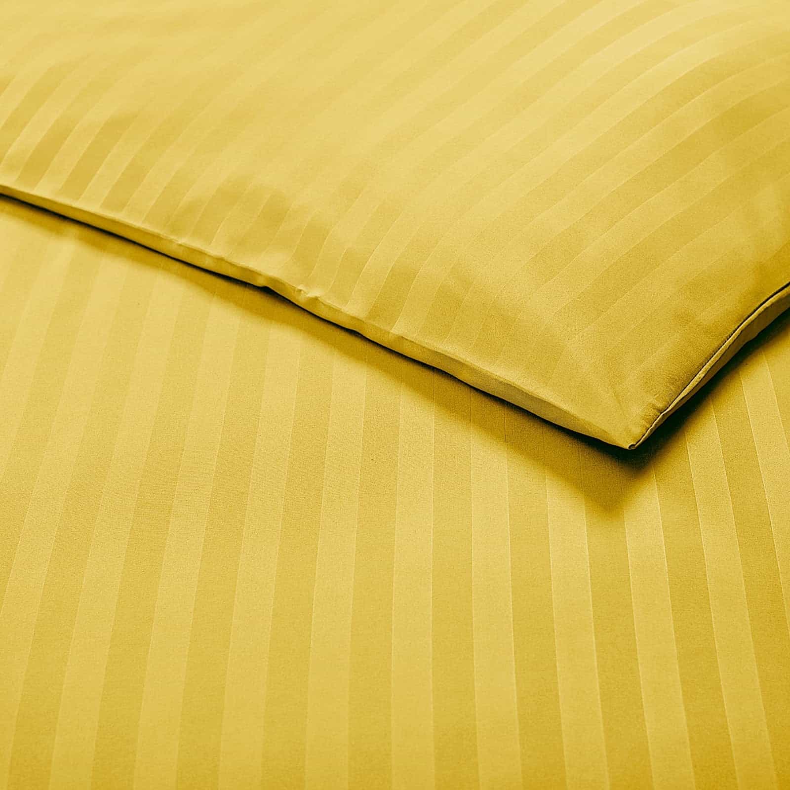 Soft mustard duvet cover and pillow case set