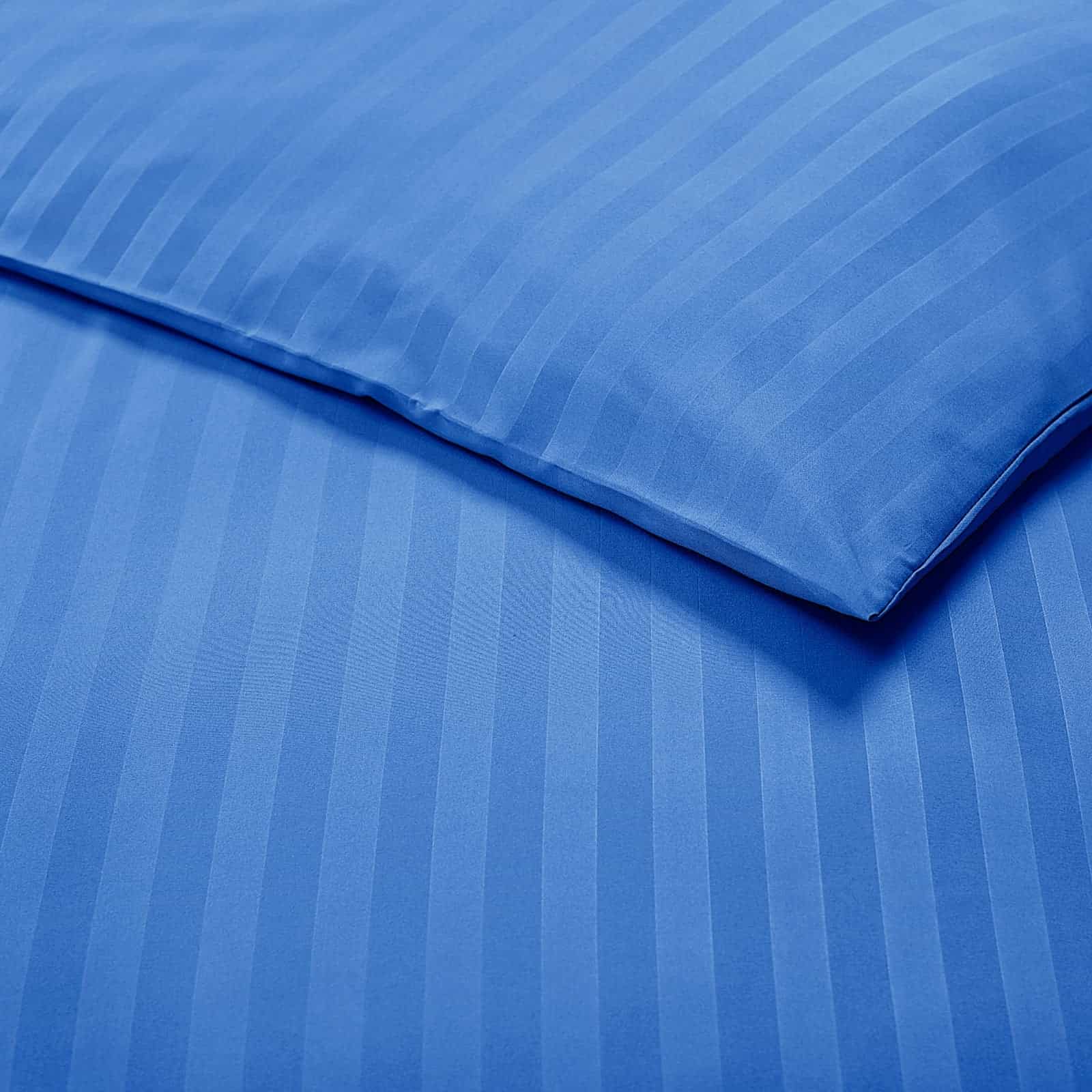 hotel quality blue bedding set