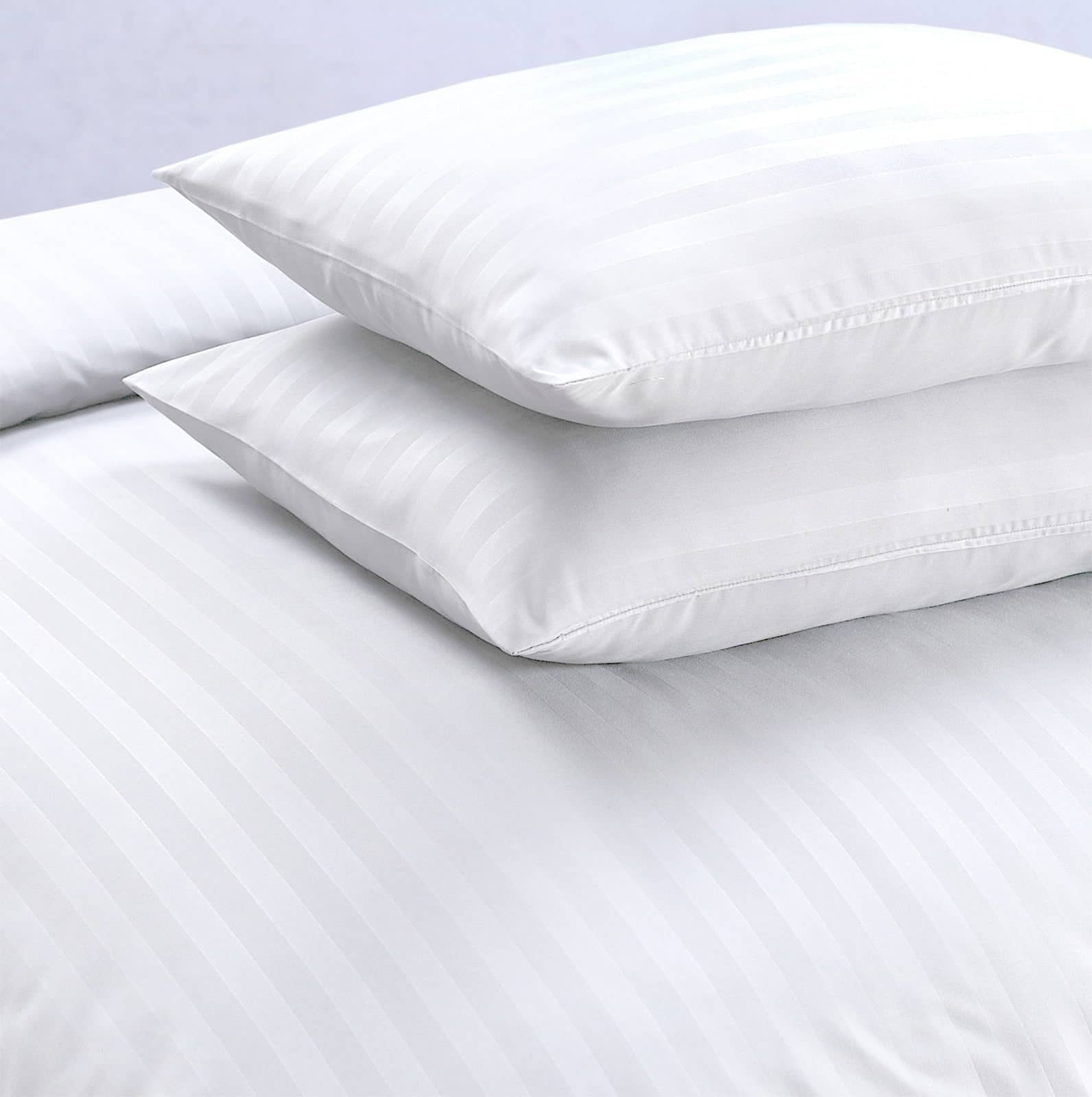 white striped duvet cover set with pillowcases
